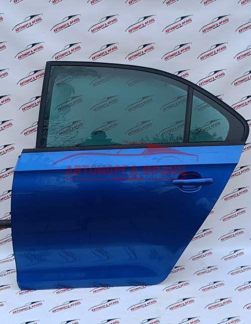 Skoda Rapid задна лява врата 
