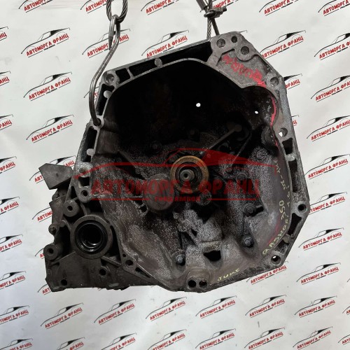 Ръчна скоростна кутия Nissan Qashqai 1.6i Q8200367222