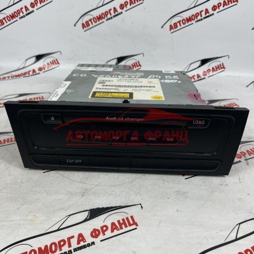 CD чейнджър Audi A4 B8 8T1035110C