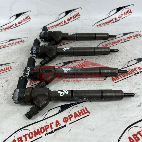 Дюза Hyundai I30 1.6crdi 0445110256