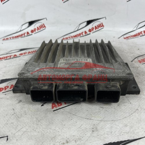 Моторен компютър Renault Scenic 1.5dci 8200334419 / 8200414354 / 82442915