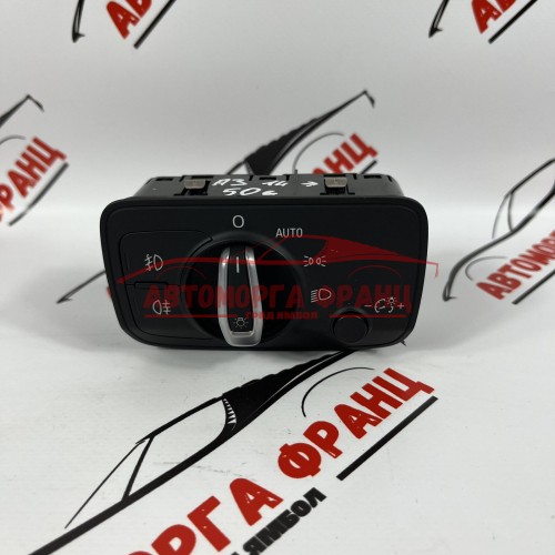 Ключ за светлини Audi A3 8V0941531L
