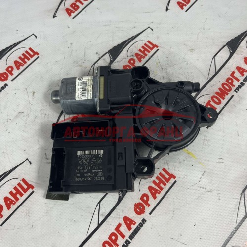 Предно ляво моторче за прозорец Volkswagen Passat 6 1K0959792N / 974629-107