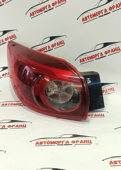 Mazda 3 2013-2016 хечбек ляв стоп - Led