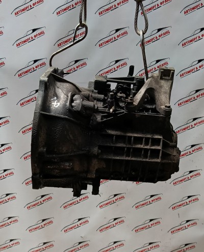Ръчна скоростна кутия Ford Focus mk2 1.6tdci 3m5r7002yd