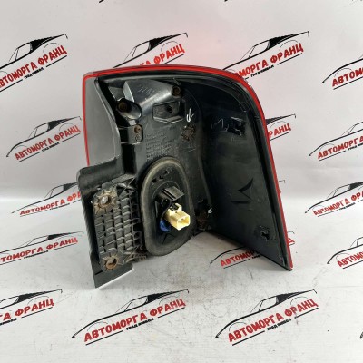 Заден ляв стоп външен Toyota Land Cruiser
