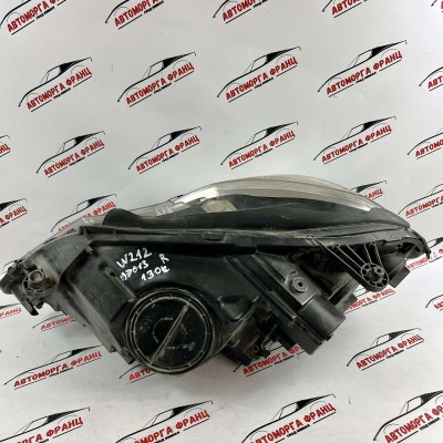 Десен фар Mercedes E-Class W212