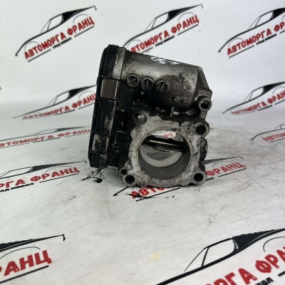 Дросел клапа Opel Vivaro 2DCI H8200330812