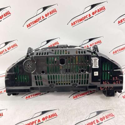 Километражно табло Mercedes E-Class W212 A2C98287300 / A2129006729