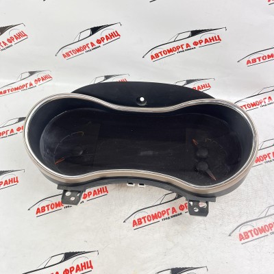 Километражно табло Jeep Grand Cherokee WK2 267152 / 4043AE