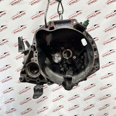 Ръчна скоростна кутия Nissan Micra K12 1.2i 820024 / 8200137170