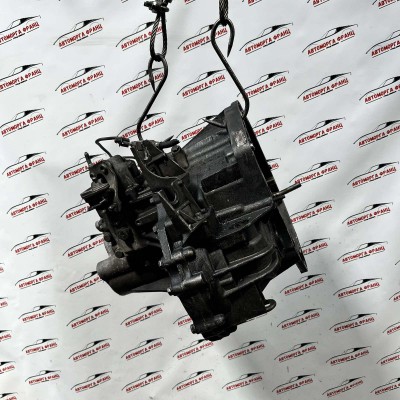 Ръчна скоростна кутия Renault Scenic 1.5DCI 820037824 