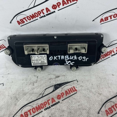 Управление климатроник Skoda Octavia 3T0907044AK