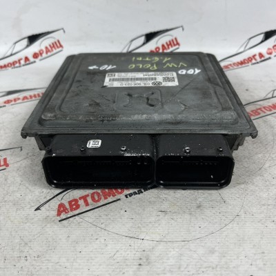 Моторен компютър Volkswagen Polo 1.6tdi 03L906023D / 5WP42895AA