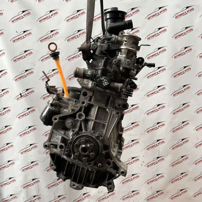 Volkswagen Golf 5 1.6i 102 к.с. BSE